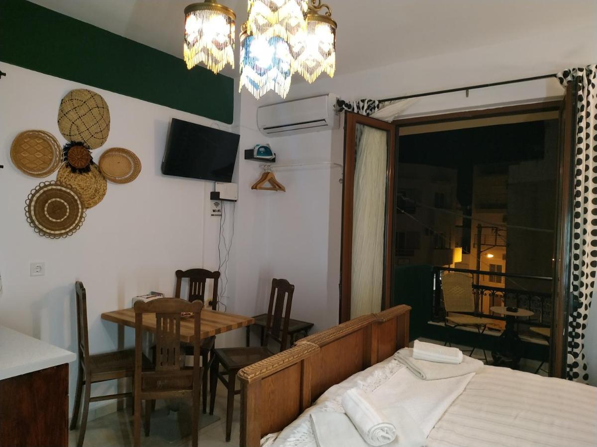 21 * Heraklion (Crete)