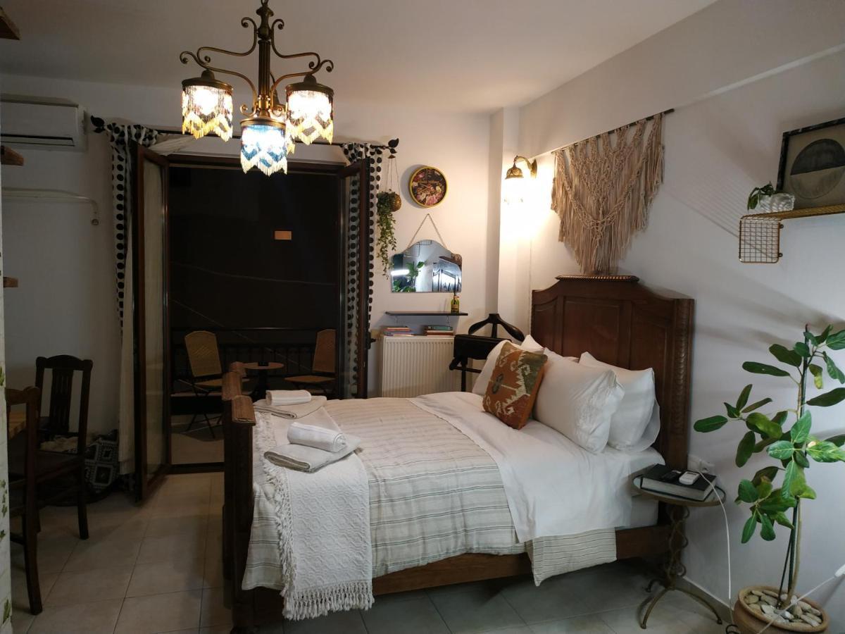 21 Heraklion (Crete)