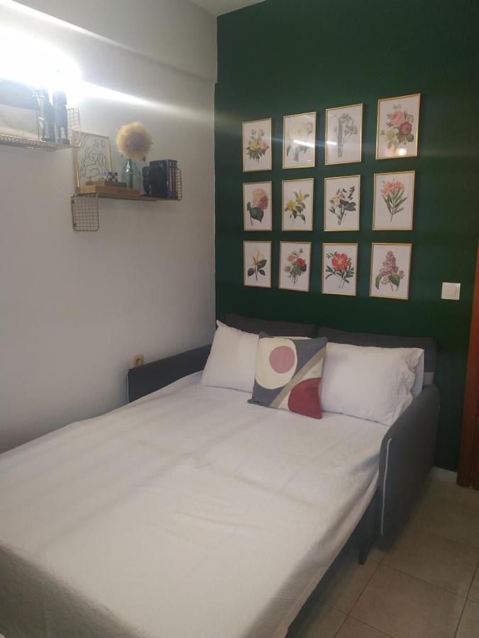Apartment 21