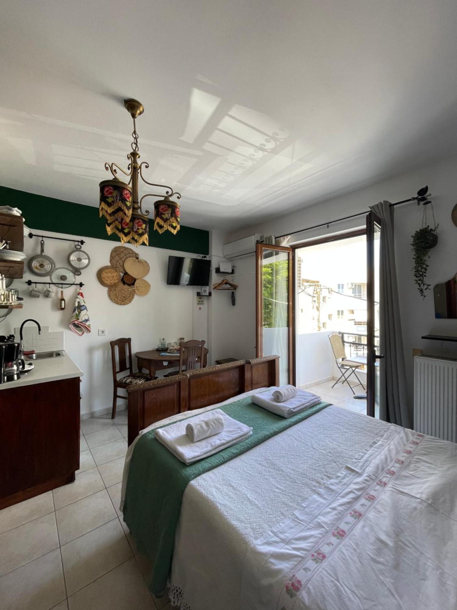 21 Apartment