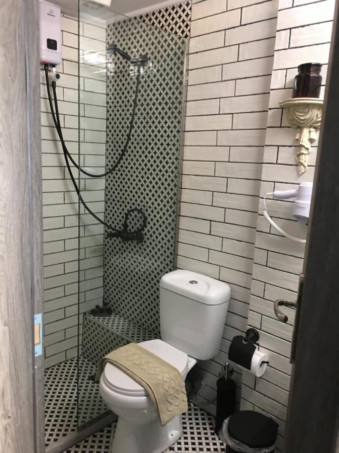 Apartament 21 *